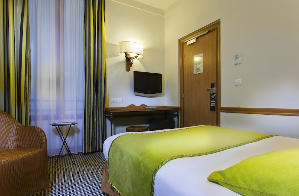 Hotel Ducs D Anjou 16/45