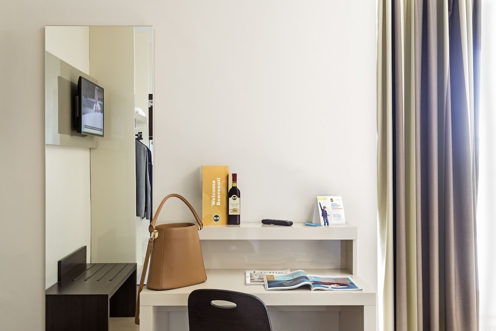 B&B Hotel Napoli 55/60