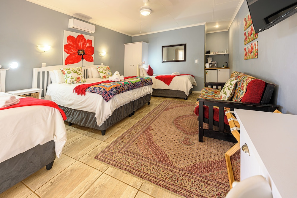 Graceland Guesthouse 12/50