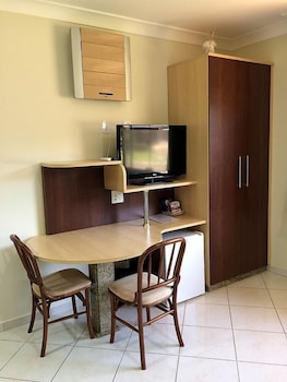 Hotel Lago Dourado 56/64