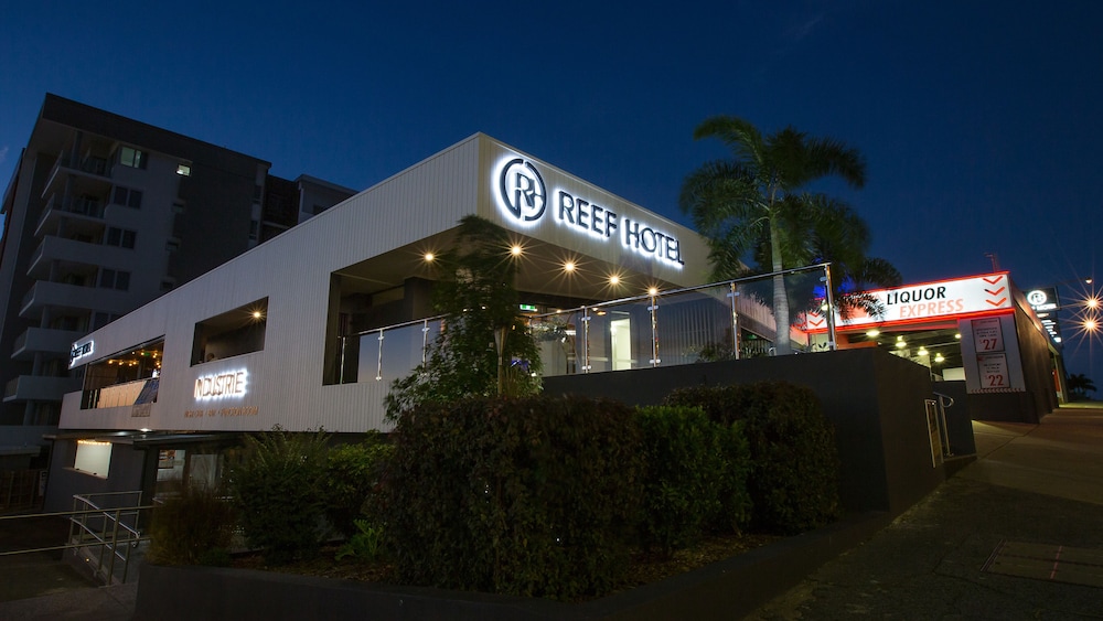 Gladstone Reef Hotel Motel 2/50