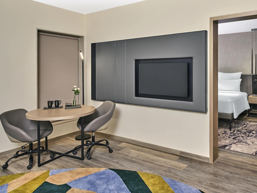 Novotel Mumbai International Airport 63/70