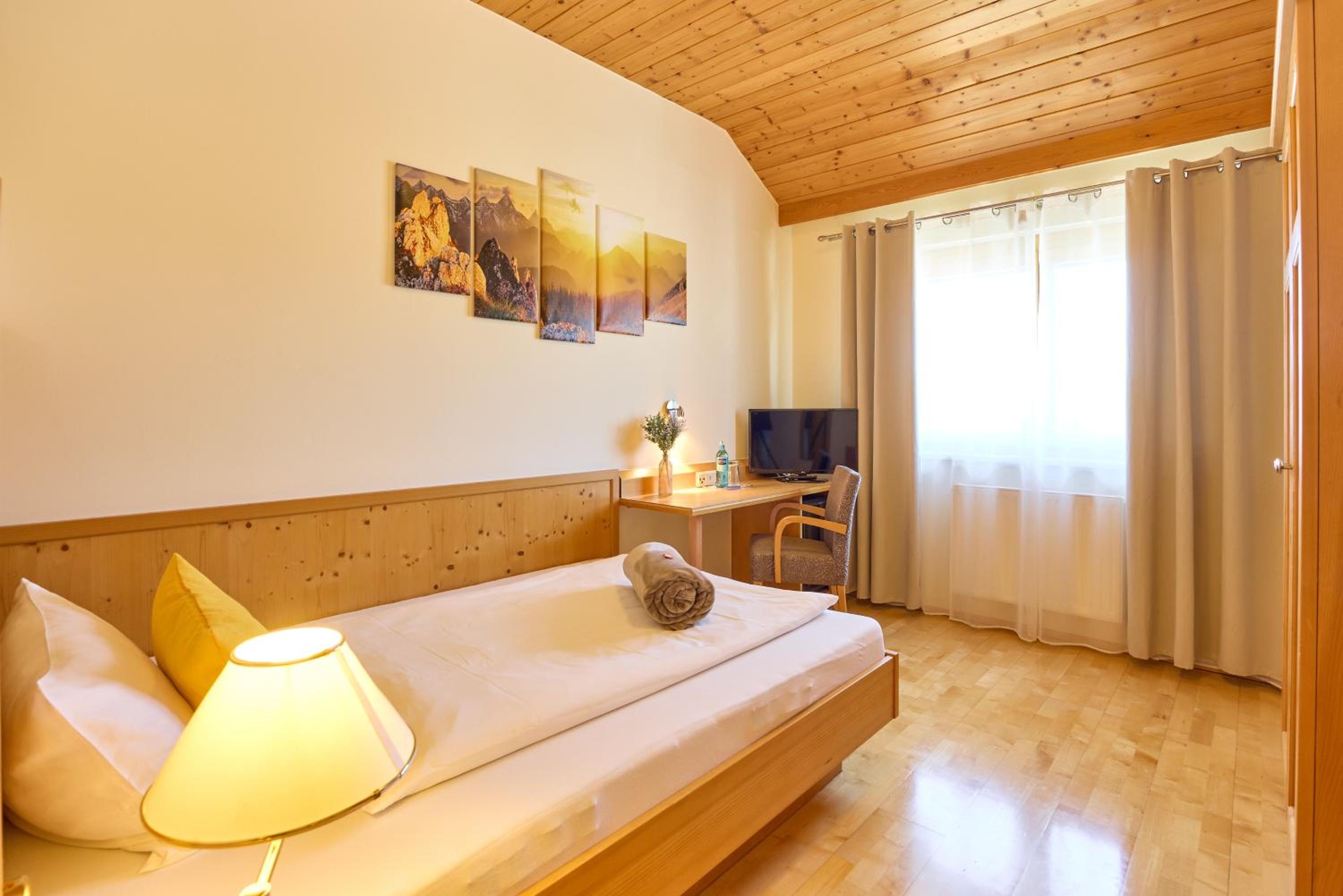 Airport-Hotel Fortuna 19/58