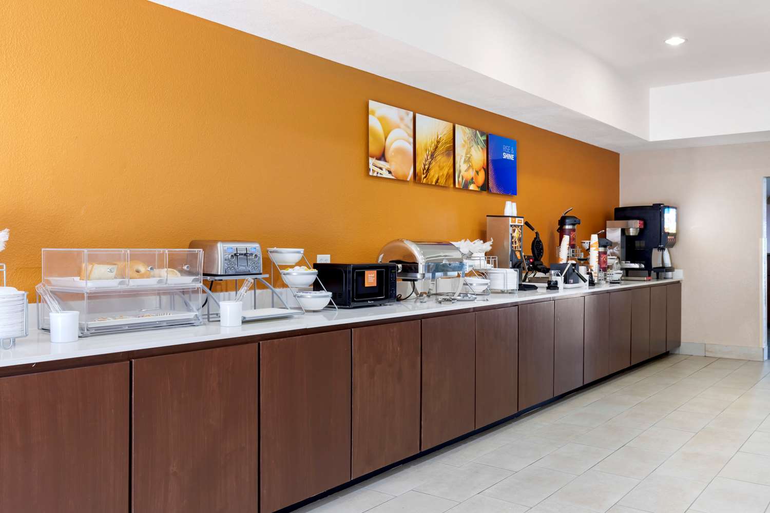 Comfort Suites Copperas Cove TX 8/32