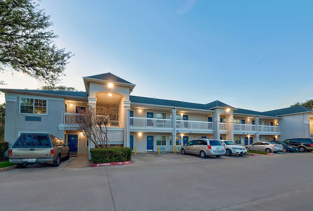 Studio6 North Richland Hills, TX - Fort Worth 30/38