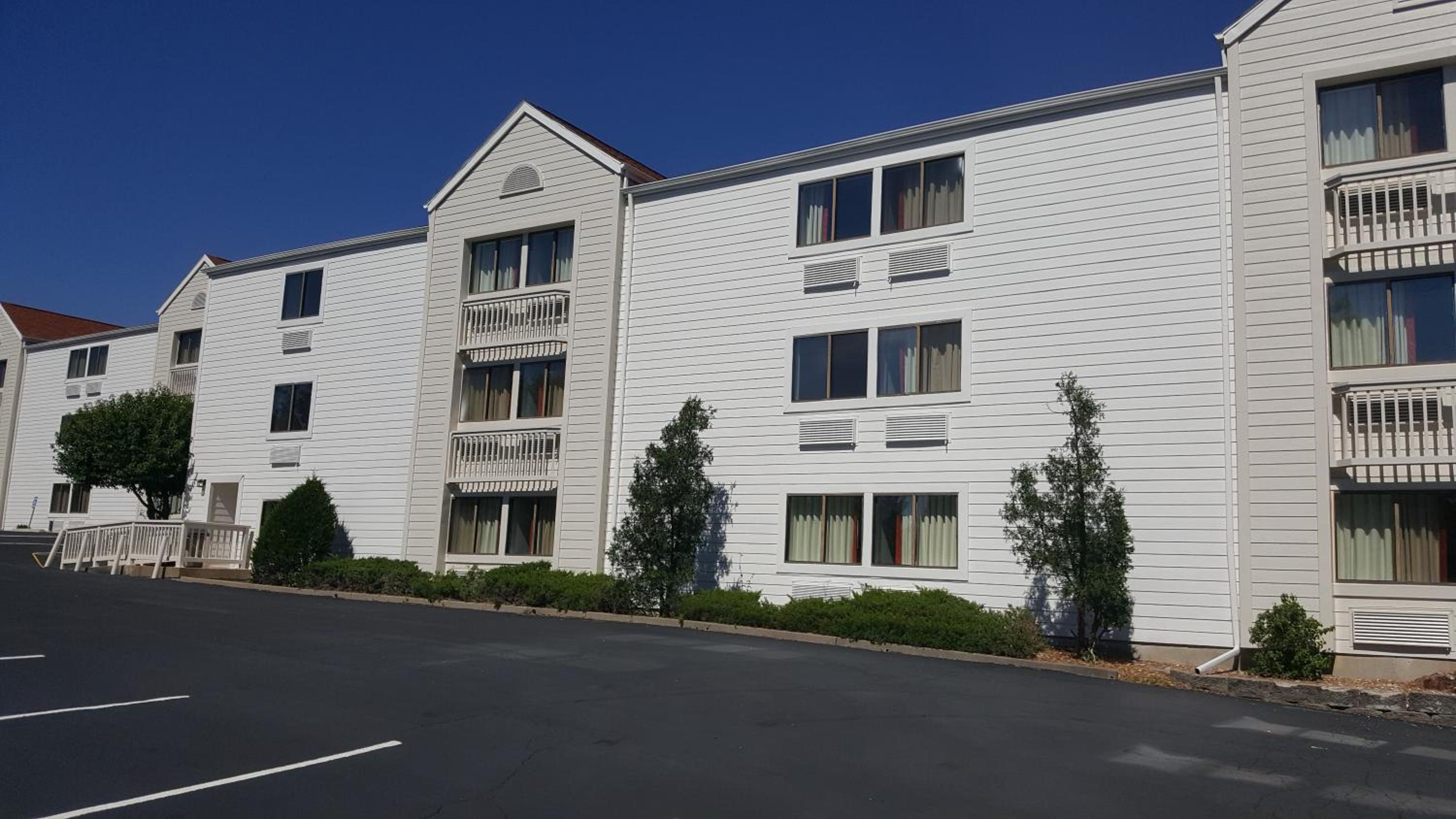 Motel6 Maryland Heights, MO 6/44