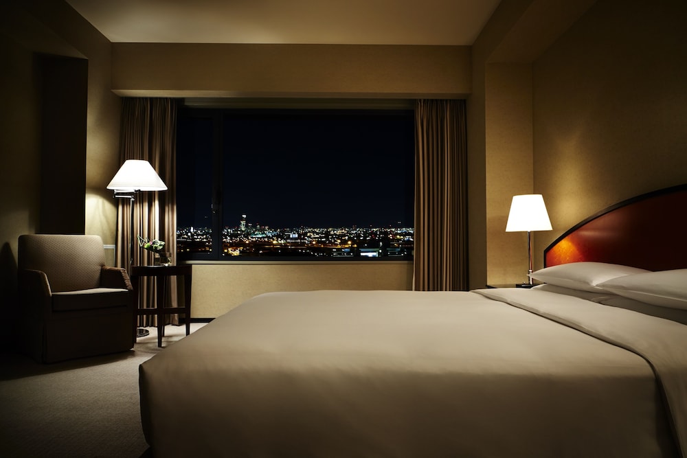 Grand Prince Hotel Osaka Bay 22/91