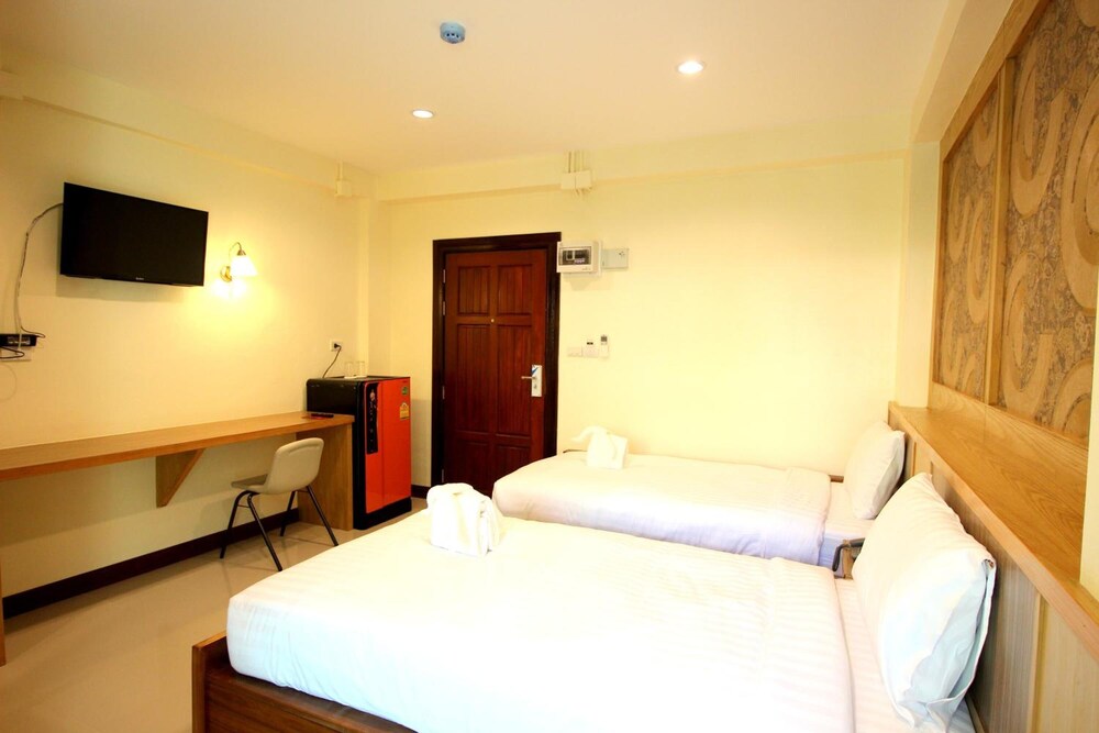 Monmuang Hotel And Residence 13/33