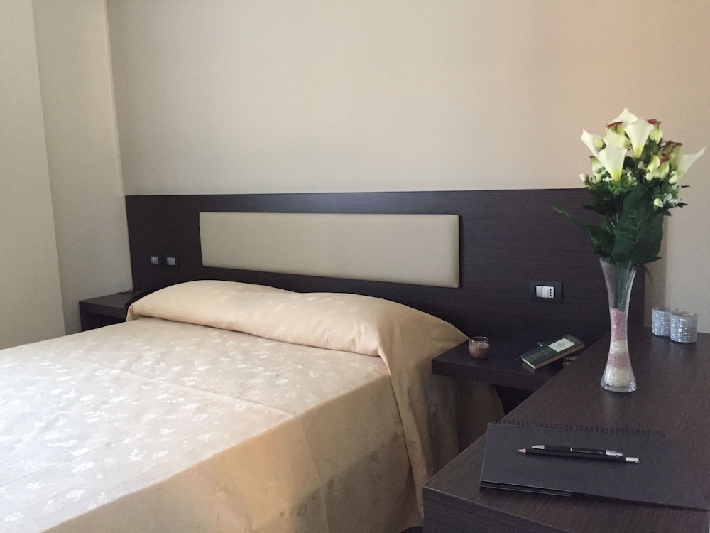 Grand Hotel Royal 16/48