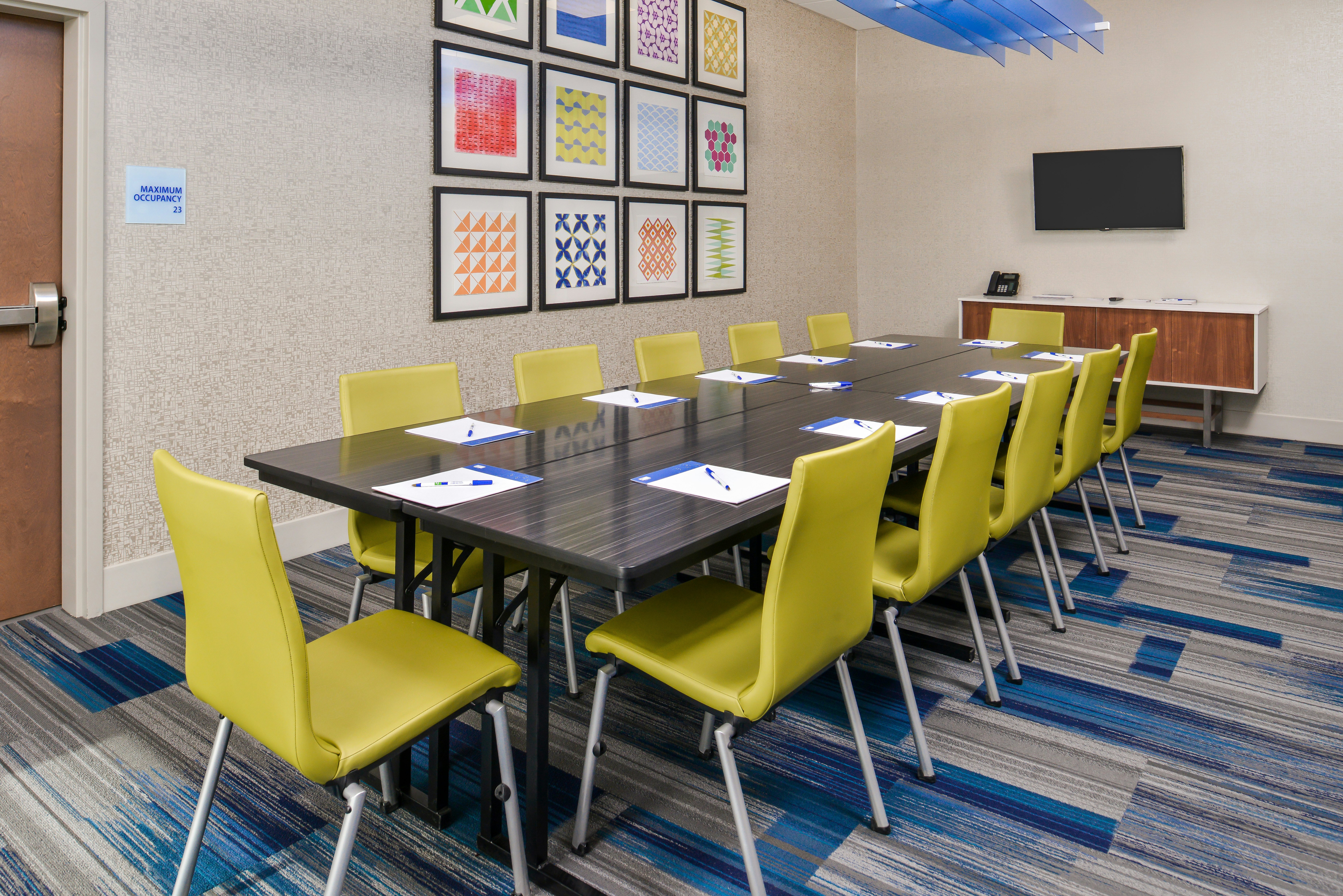 HOLIDAY INN EXPRESS & SUITES VAN HORN 50/65
