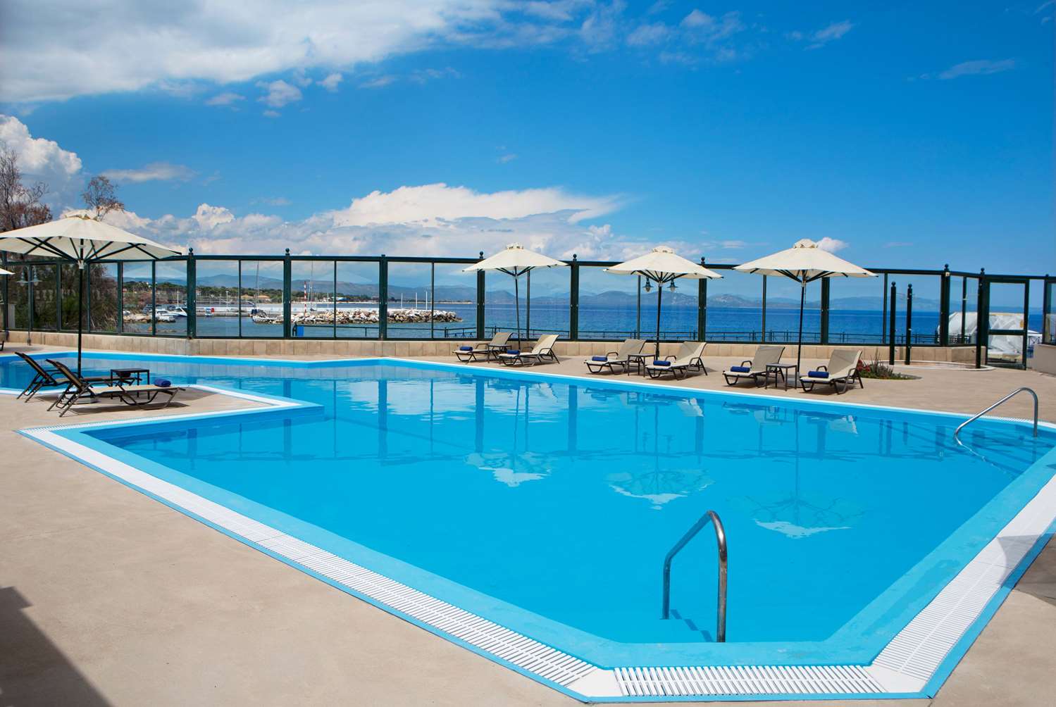 Ramada by Wyndham, Athens Club Attica Riviera 22/45