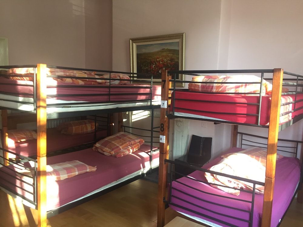 Embassie Backpackers Liverpool 28/41