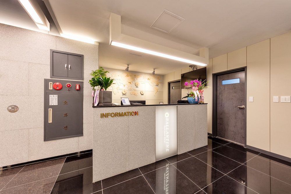 Ballantine Hotel 3/48