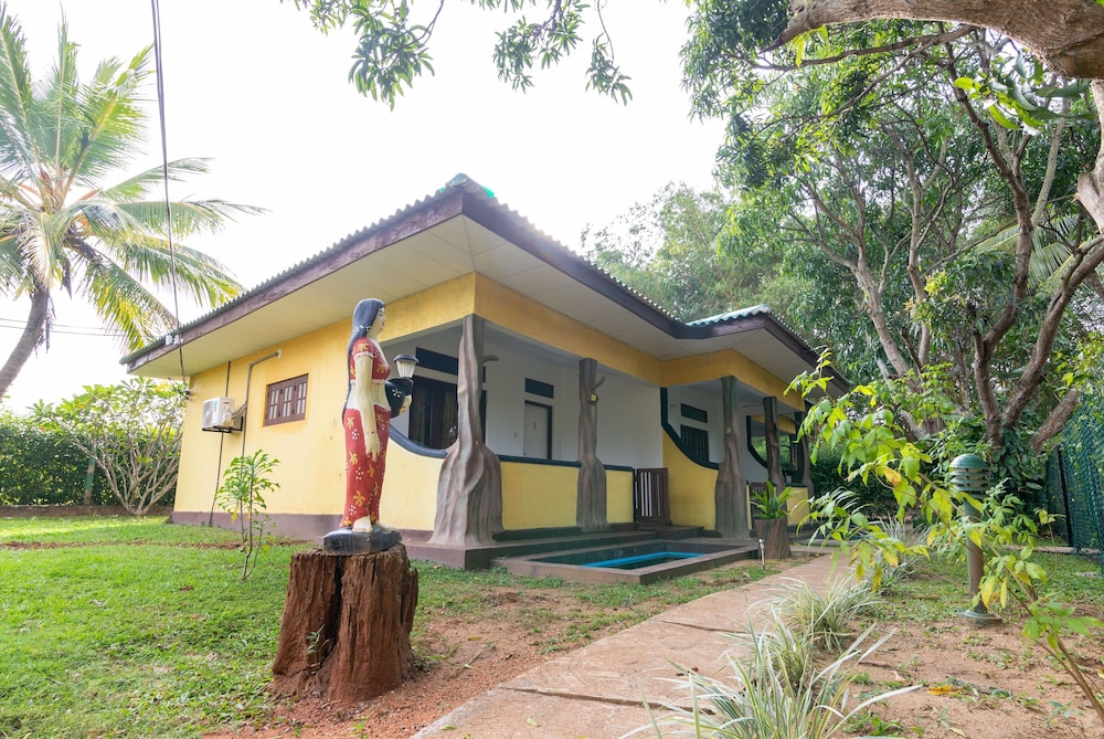 The Hideout Sigiriya 5/50