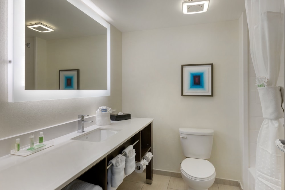 Delta Hotels by Marriott West Palm Beach 10/27