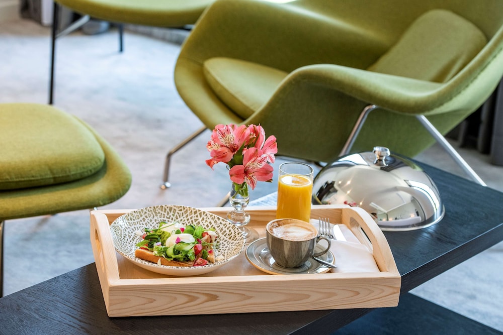 Golden Tulip Design Tbilisi 30/55