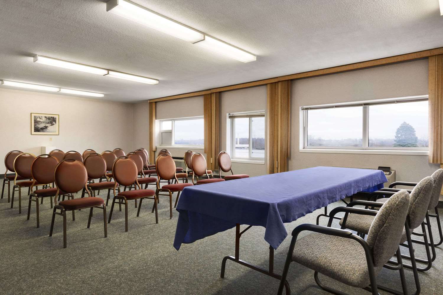 SureStay by Best Western Brockville 14/18