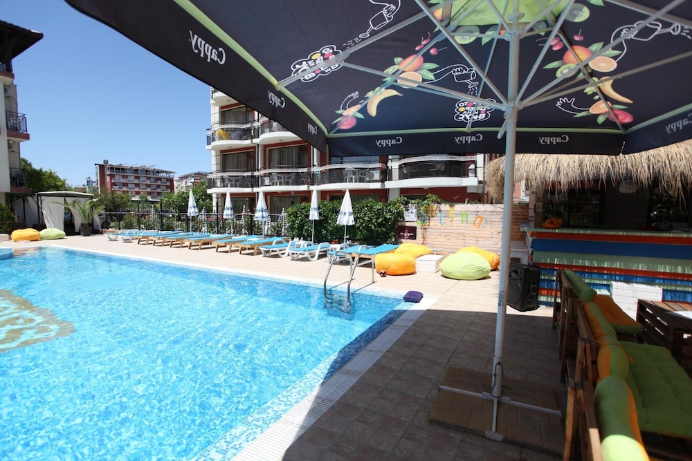 Salena Beach Hotel 48/50