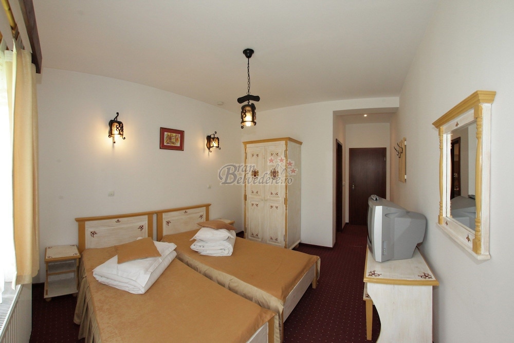 Bran Belvedere International 44/53