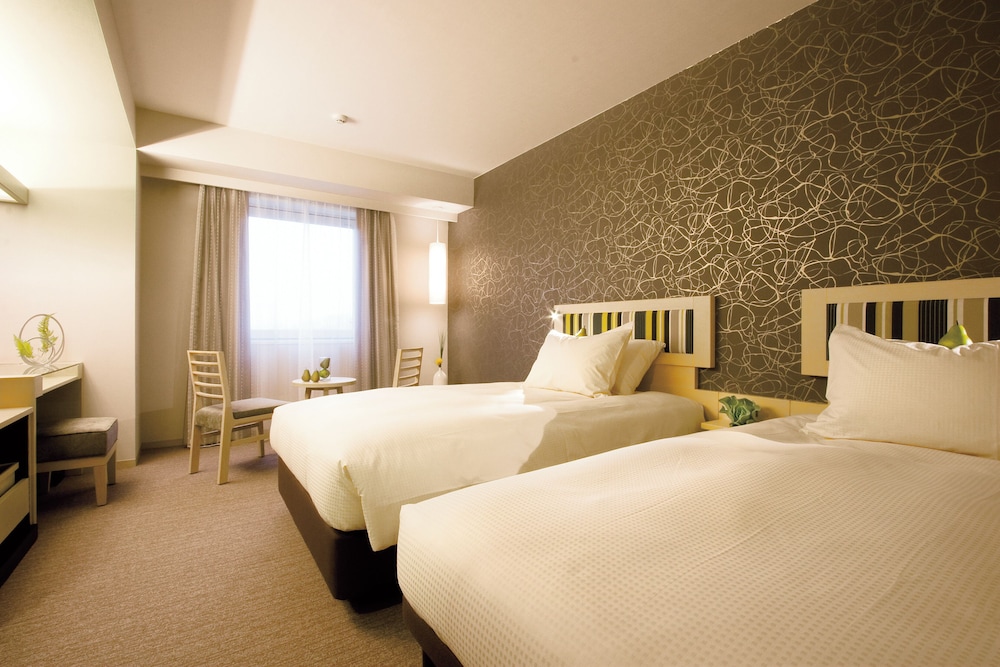 غرفة قياسية بسريرين منفصلين بغرفتي نوم، Hotel Resol Trinity Kanazawa 2/4