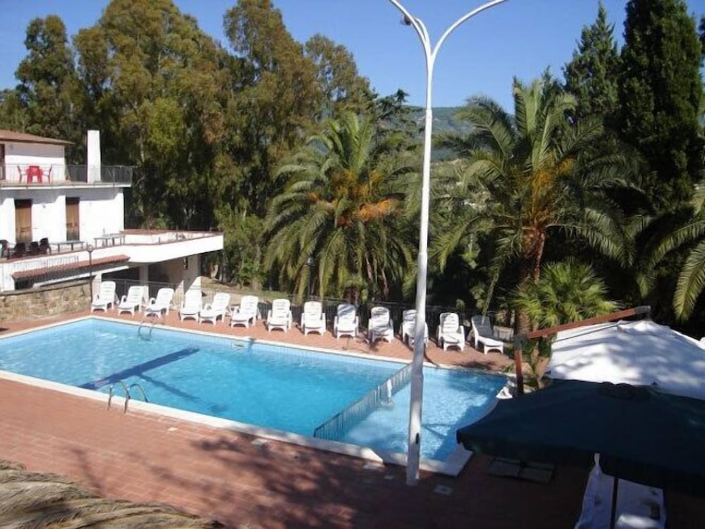 Eden Hotel 39/39