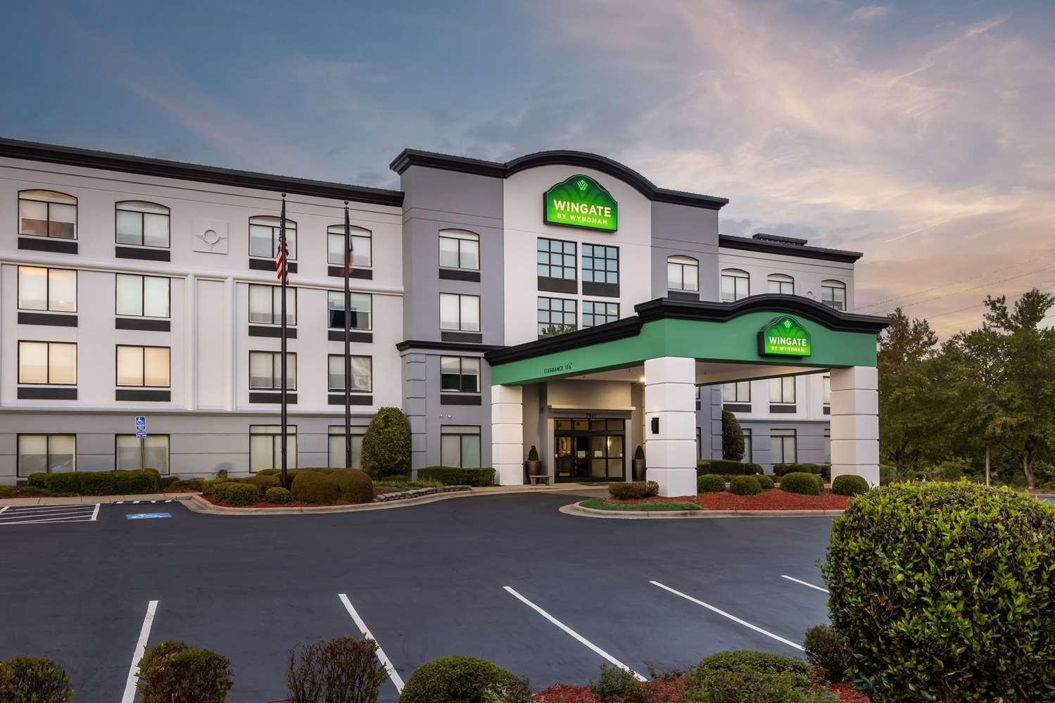 Wingate By Wyndham Charlotte Speedway Concord 3/69