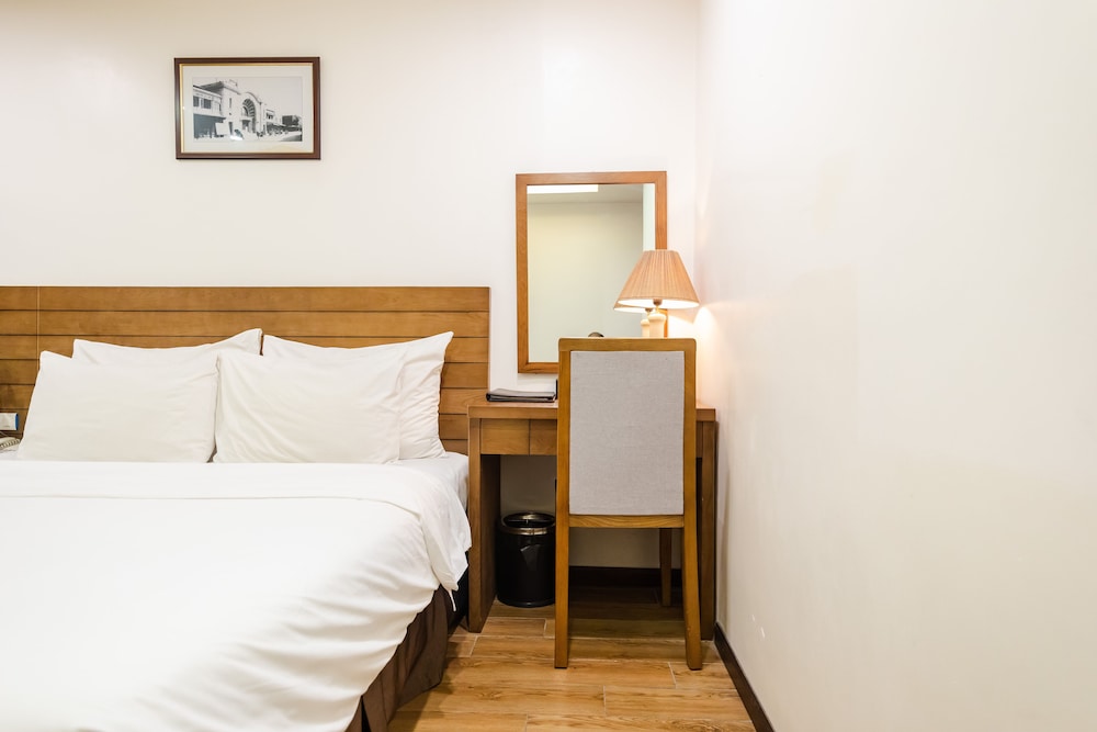 One Hotel Hanoi 34/62