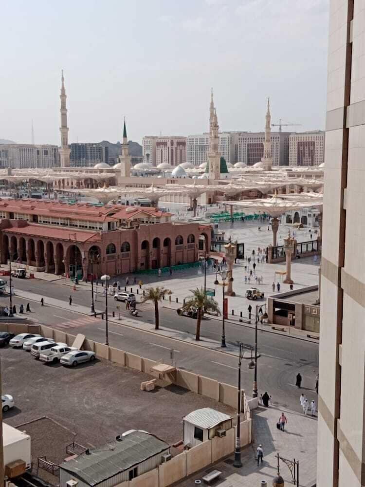 فندق سكاي فيو(Sky View Hotel) 52/59