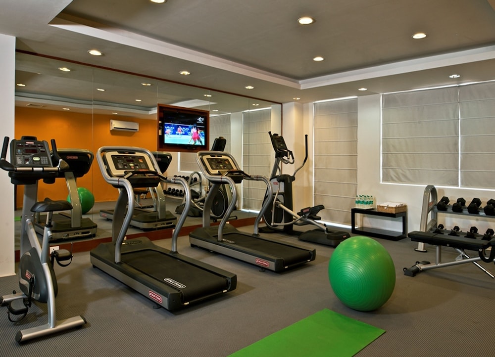 Red Fox Hotel Bhiwadi 10/35