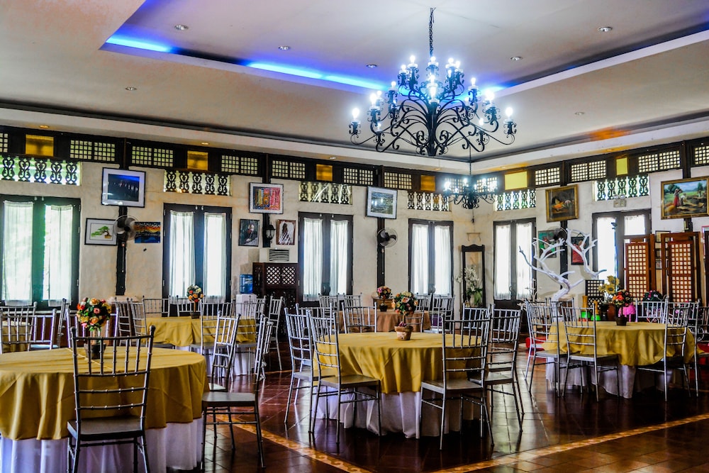 Rio Grande Laoag Resort Hotel 24/47
