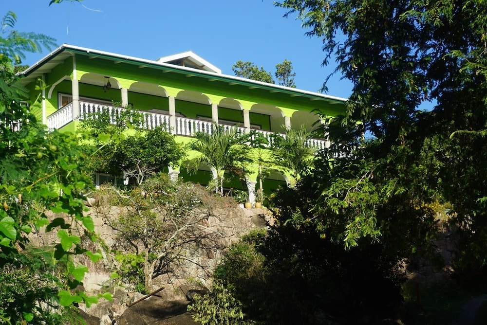Villa Hortensia 3/50