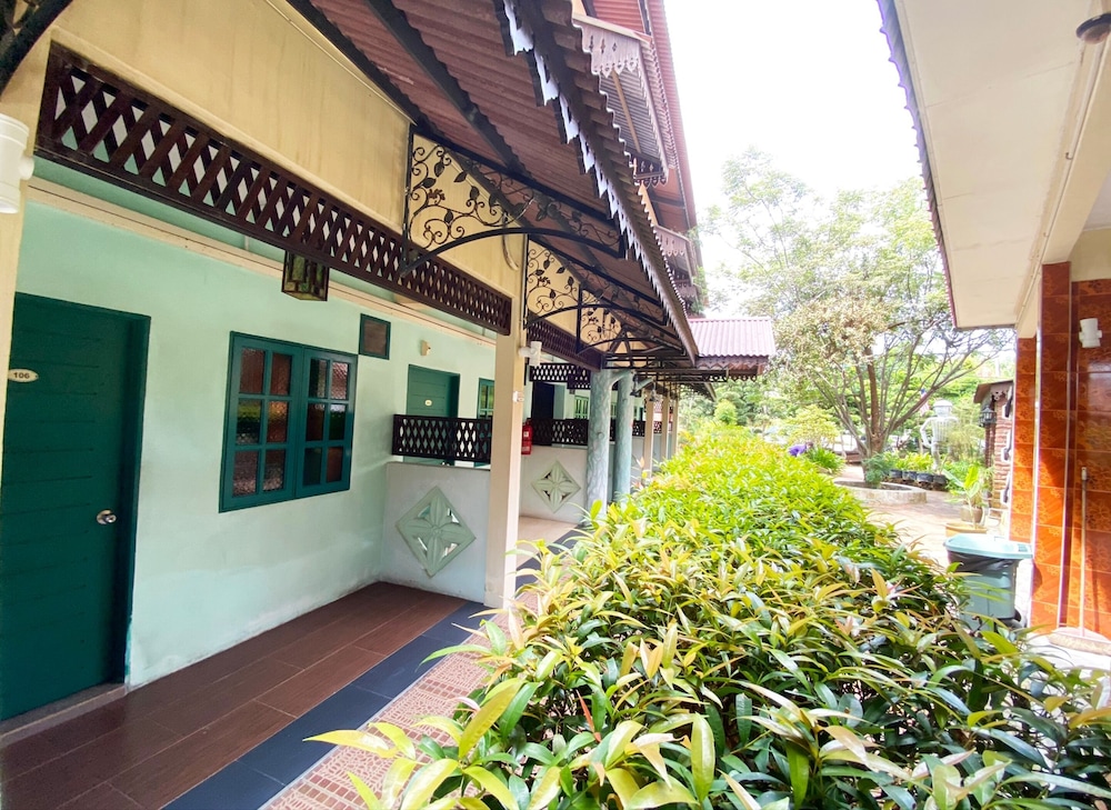Sabak Awor Resort by ZUZU 2/50