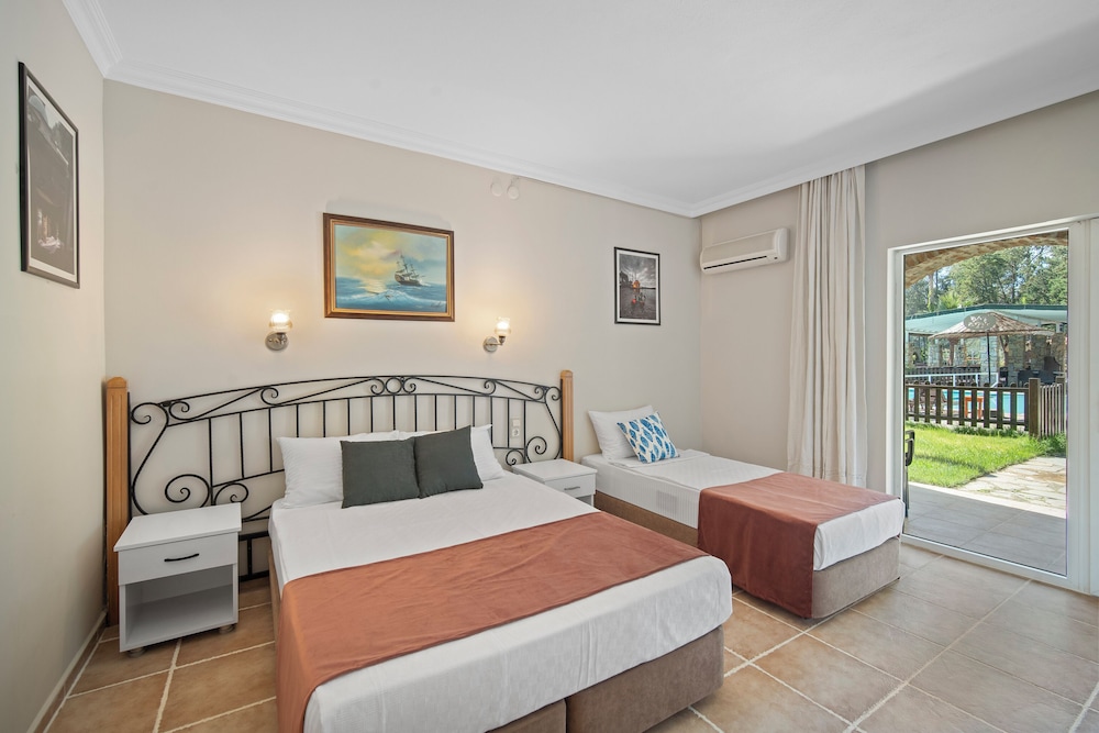 Alados Otel 13/50