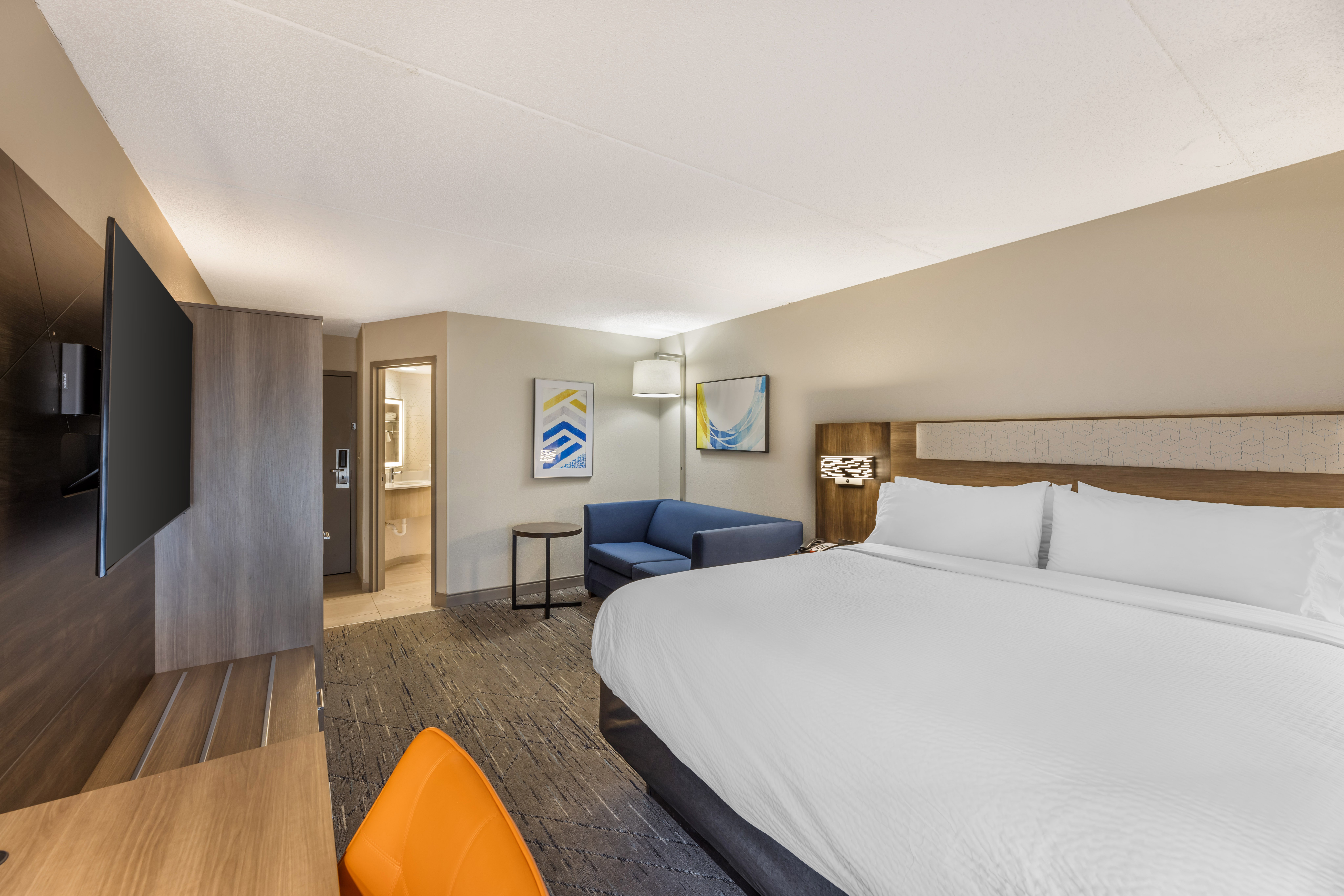 Holiday Inn Express Crestwood 14/69