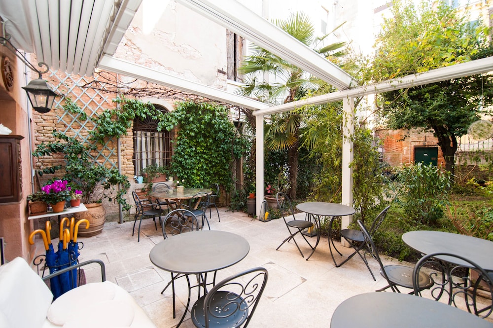 3749 Ponte Chiodo Guest House 17/46