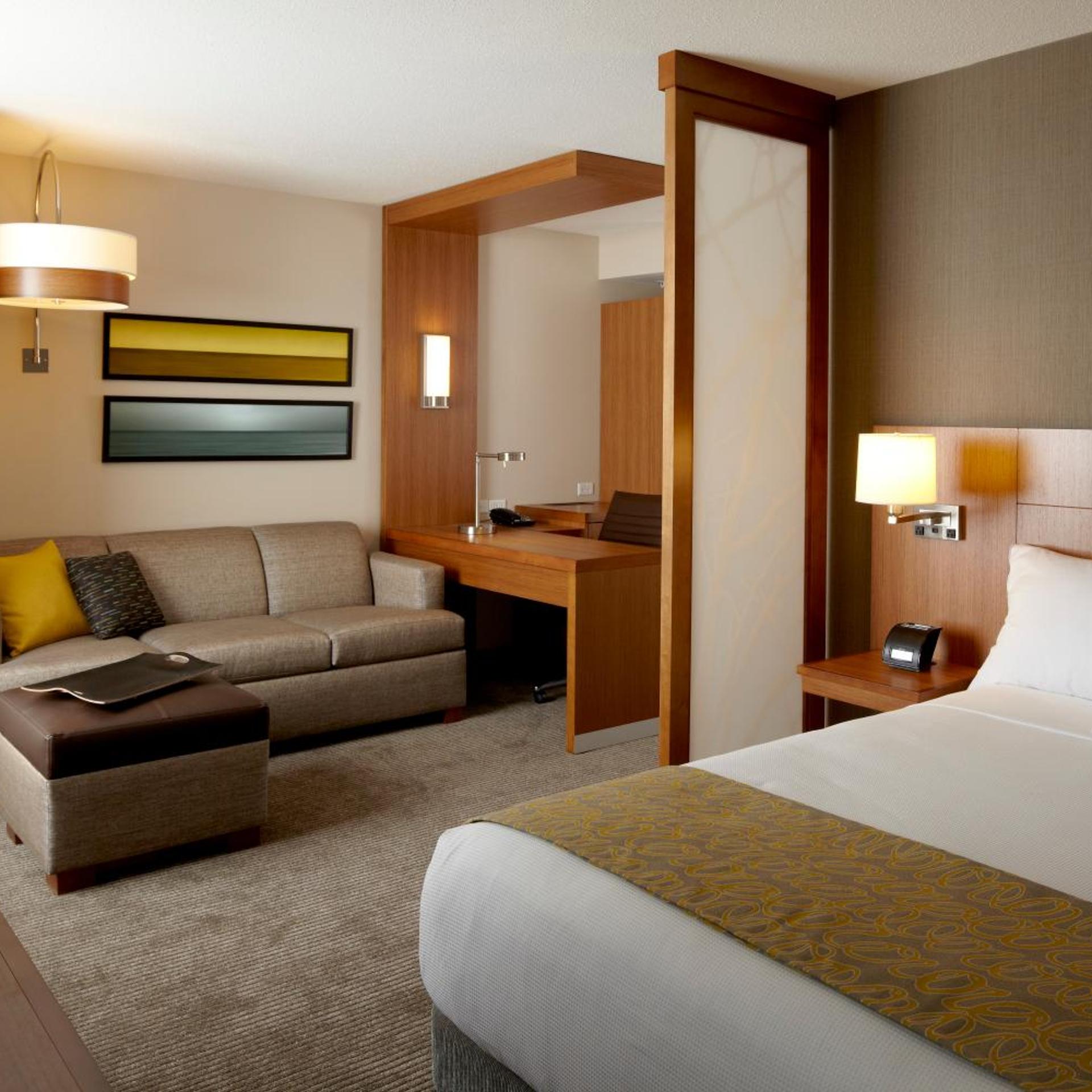 Specialty, King Bed