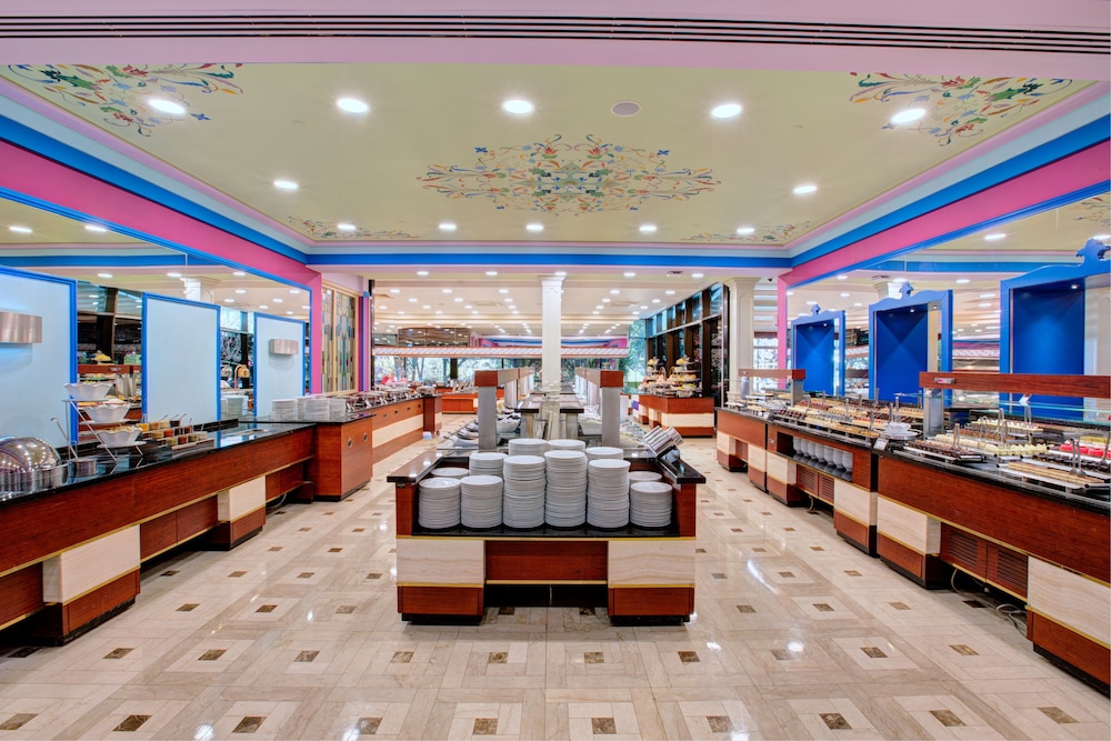 Merit Crystal Cove Hotel Casino & Spa 34/48
