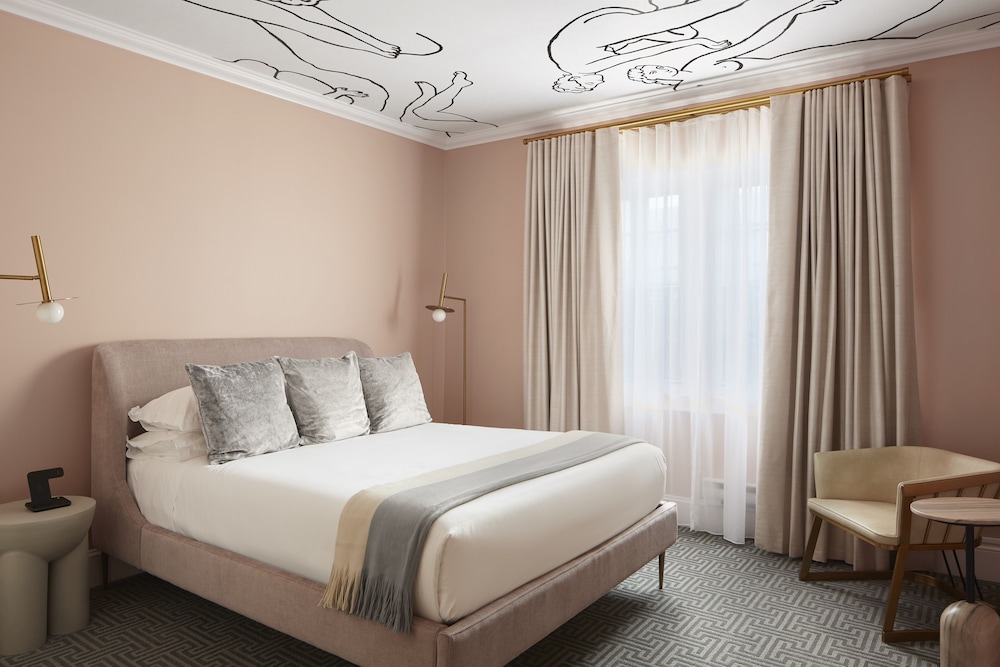 غرفة ديلوكس بسرير كوين، Rittenhouse 1715 3/10