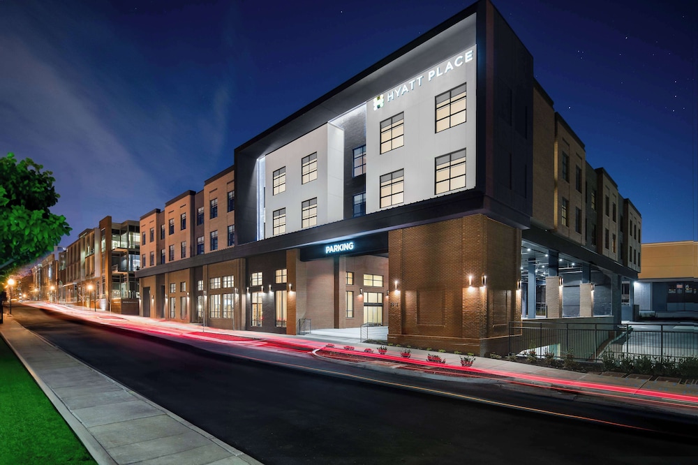 Hyatt Place Nashville/Green Hills 3/40