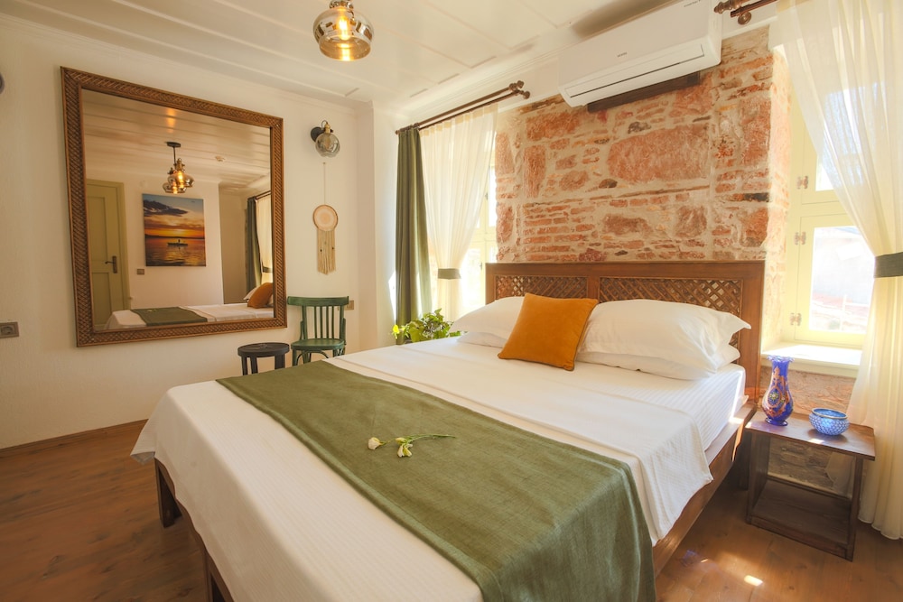 Cunda Tas Otel by Taze 7/50