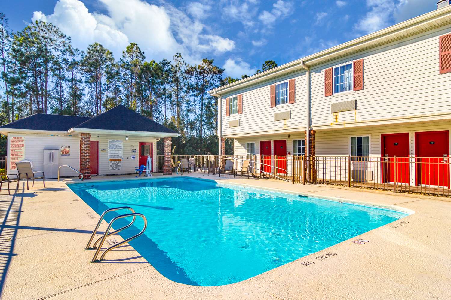 SureStay Hotel by Best Western Brunswick 24/24