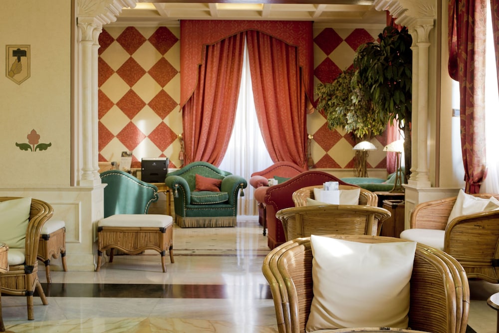 Hotel Milano Regency 12/60