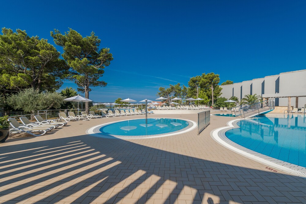 Bluesun Hotel Alan 4/67