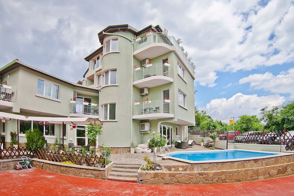 Hotel Amfora 7/69