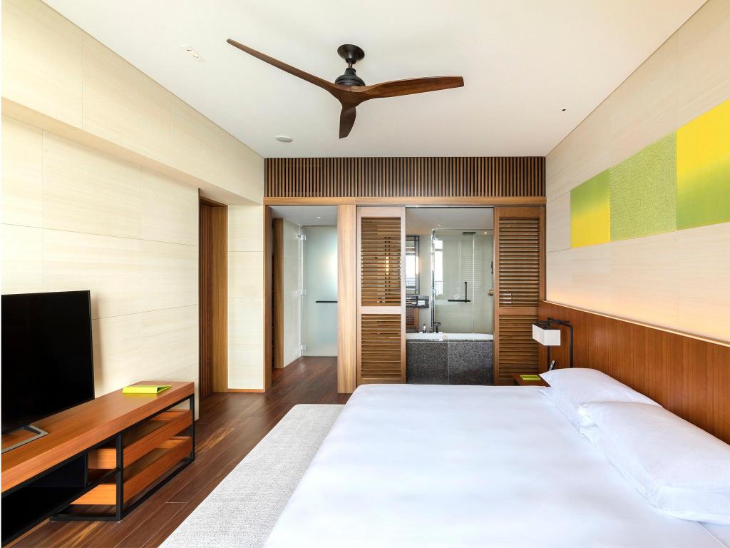 Sunset, Suite, King Bed