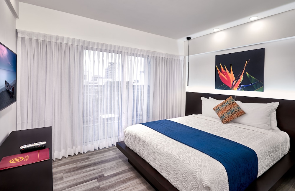2 BEDROOMS, LOFT, PENTHOUSE, SUITE, BALCONY, KITCHENETTE