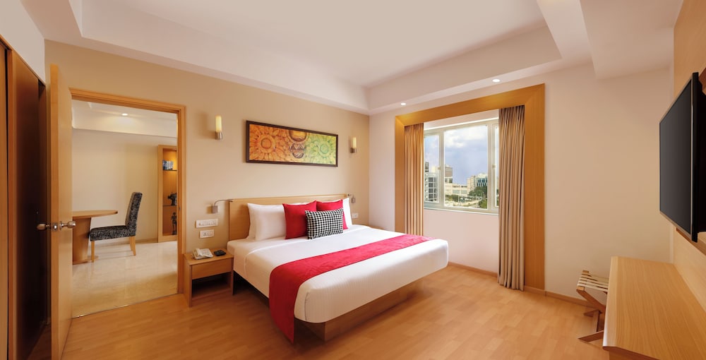 Lemon Tree Hotel Gachibowli Hyderabad 31/64