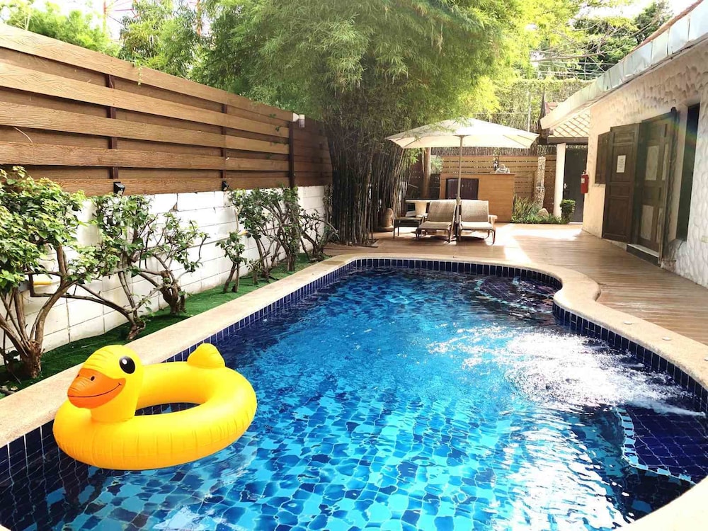Baan Talay Chine Boutique Resort 44/70