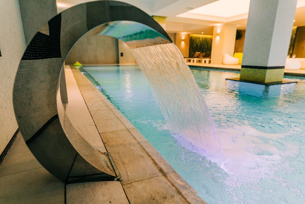 Mandachi Hotel & Spa 25/50