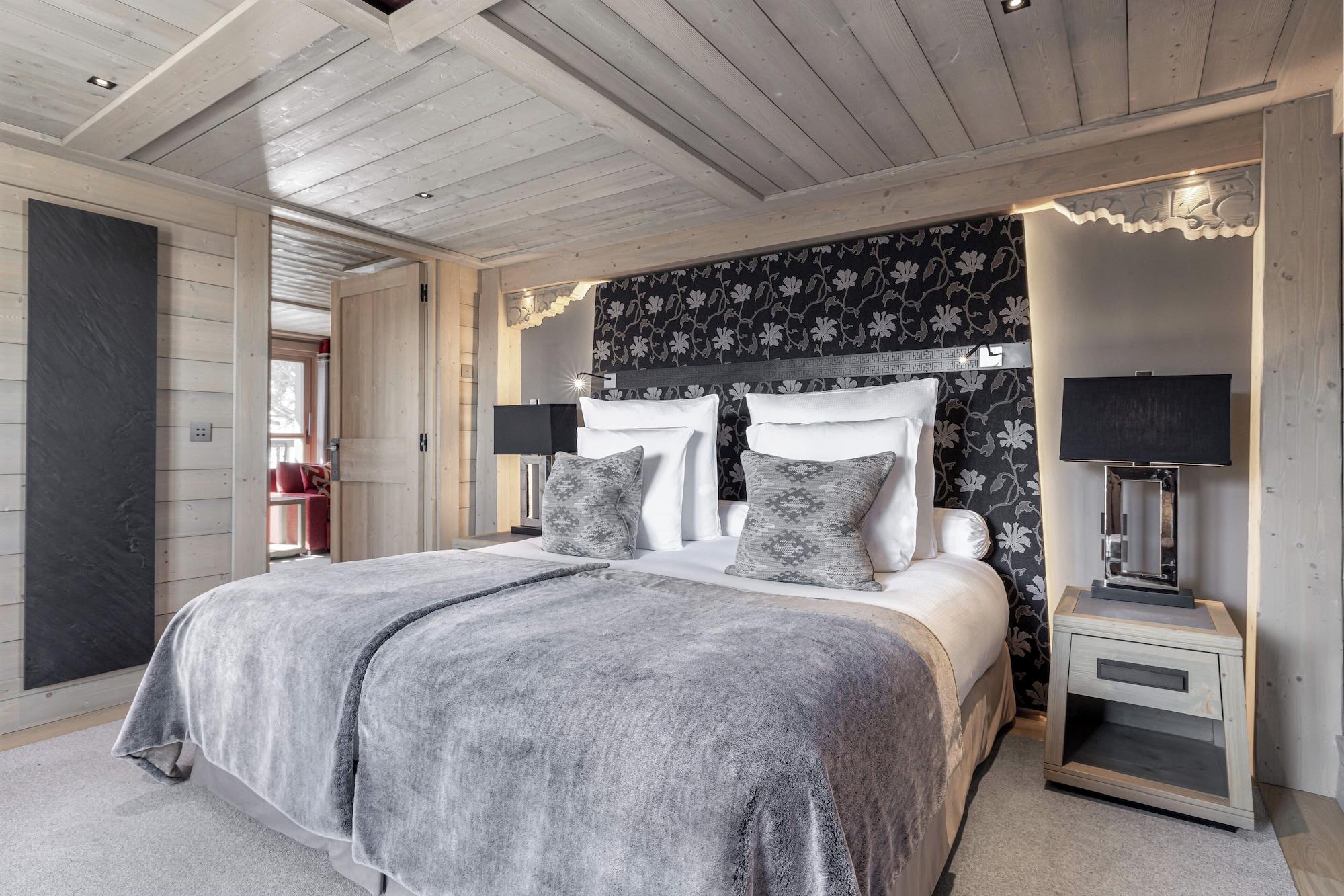 Altitude, Suite